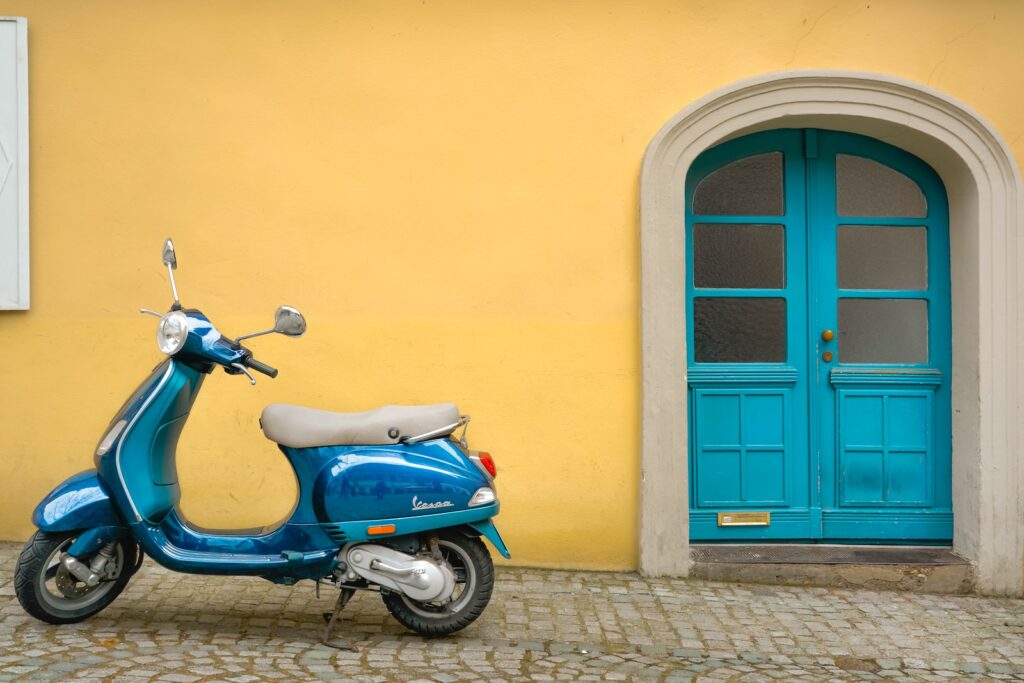 Mastering the Scooter Life in Capri: A Comprehensive Guide